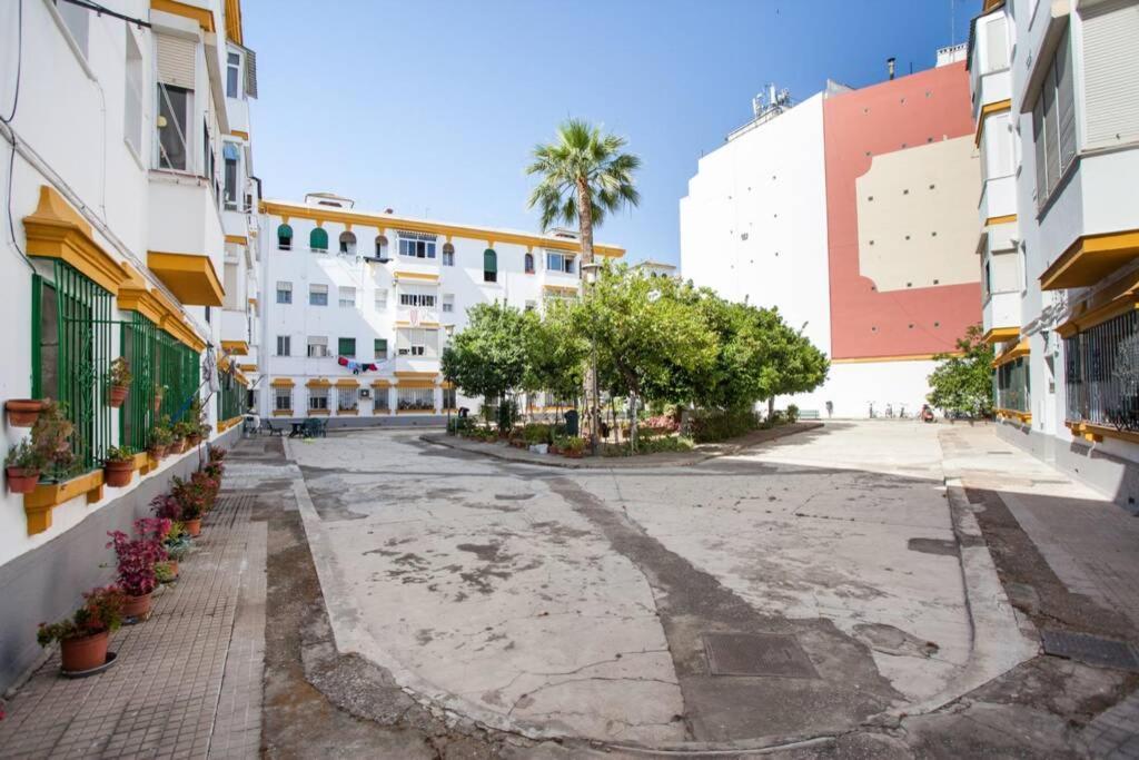 Apartamento A Los Pies Del Alcazar Севілья Екстер'єр фото